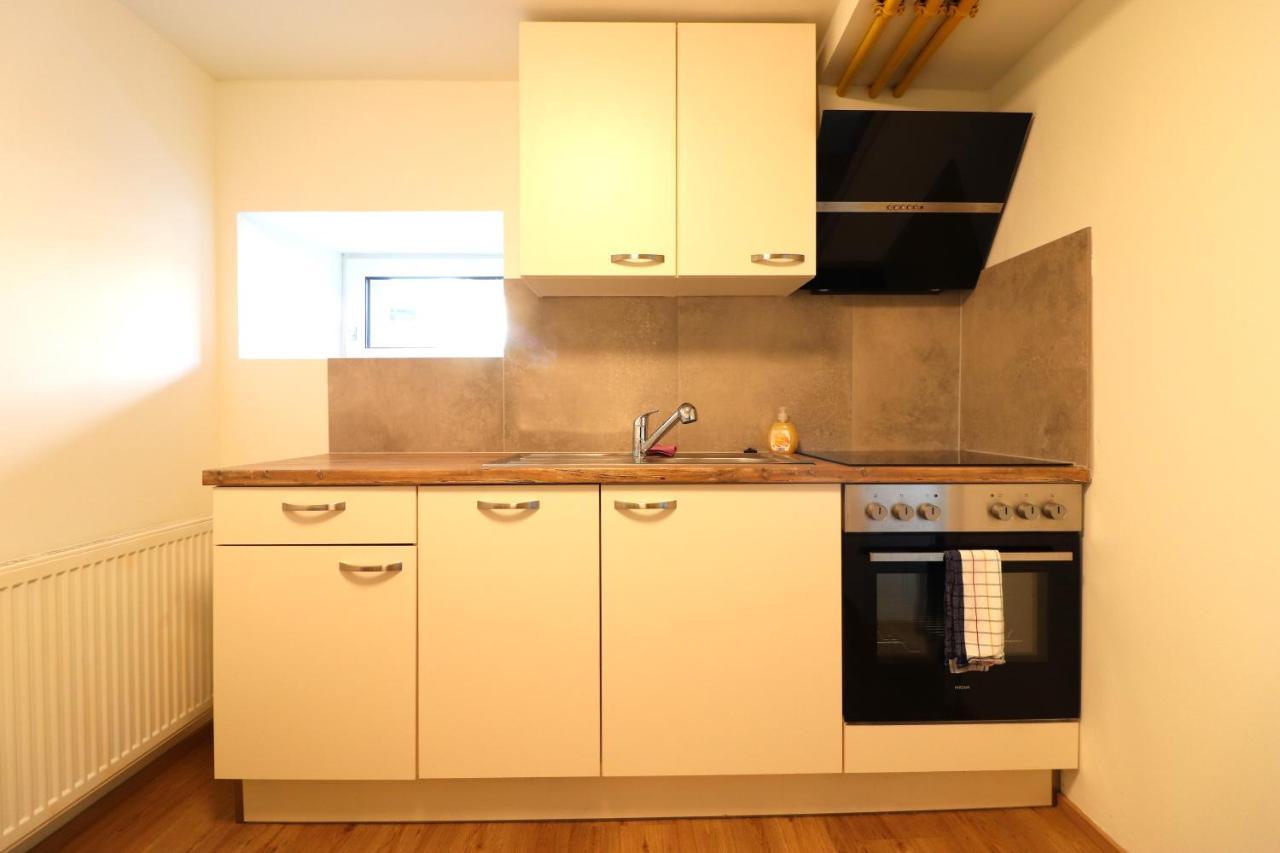 Montfort Apartments - เฟลด์เคียร์ช ภายนอก รูปภาพ