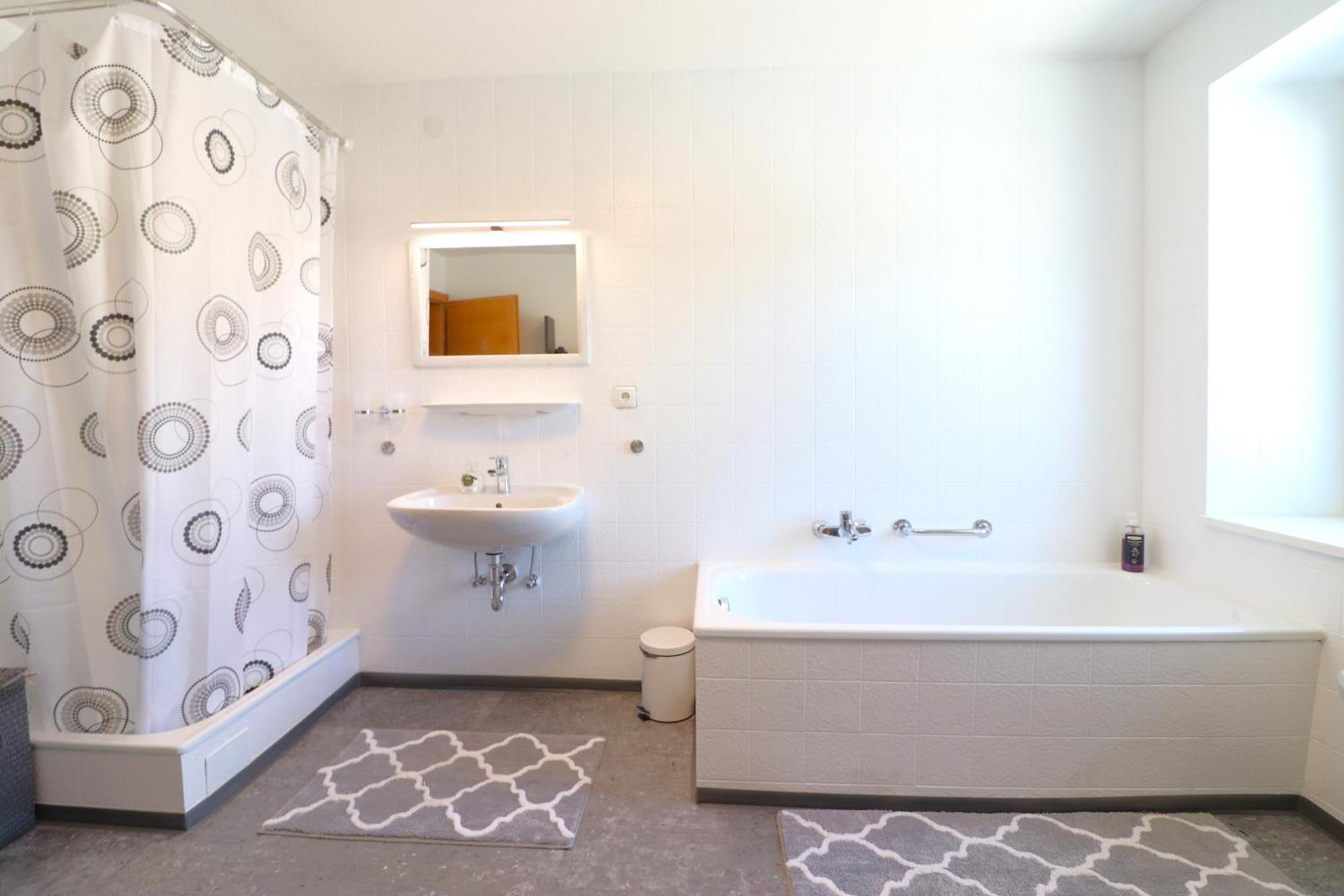 Montfort Apartments - เฟลด์เคียร์ช ภายนอก รูปภาพ