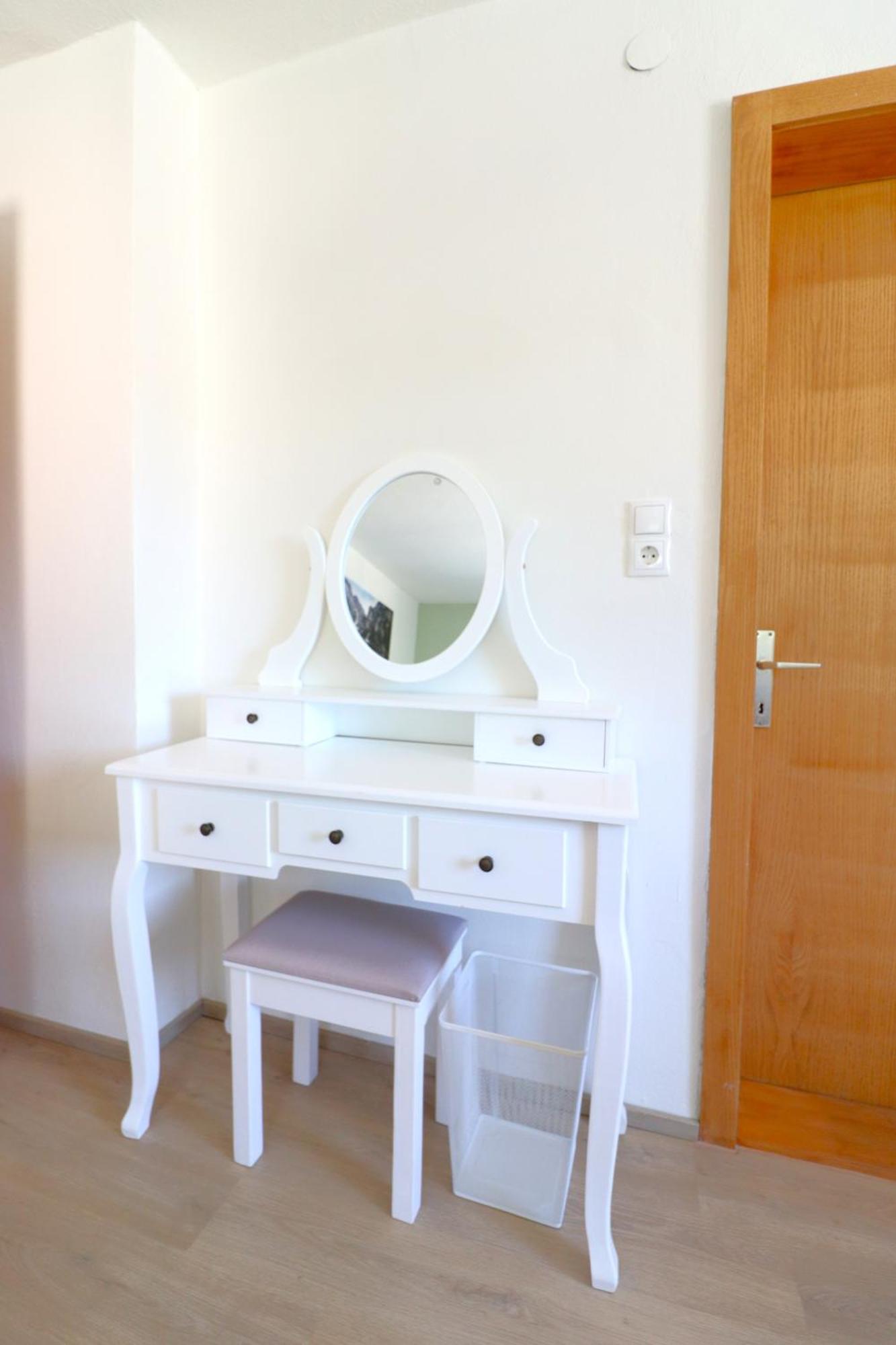 Montfort Apartments - เฟลด์เคียร์ช ห้อง รูปภาพ
